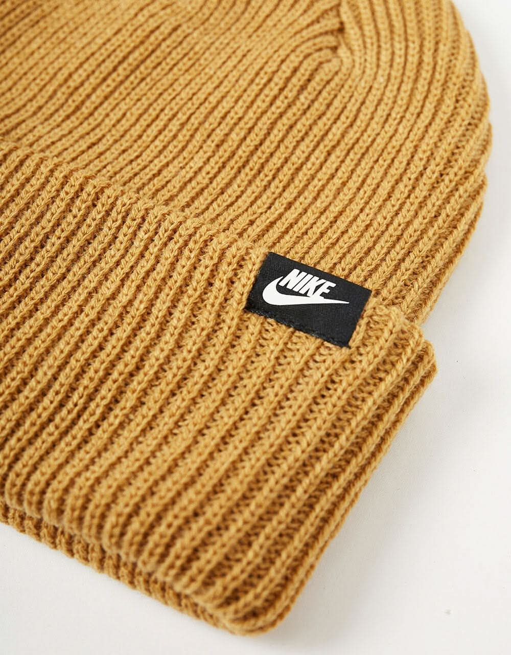 Nike NSW Fisherman Beanie - Elemental Gold