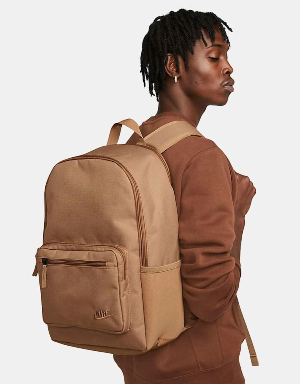 Nike Heritage Eugene Backpack - Dark Driftwood/Dark Driftwood/Dark Driftwood