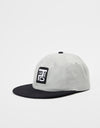 Gorra Tired Stamp de 2 tonos y 6 paneles - Ceniza/Negro