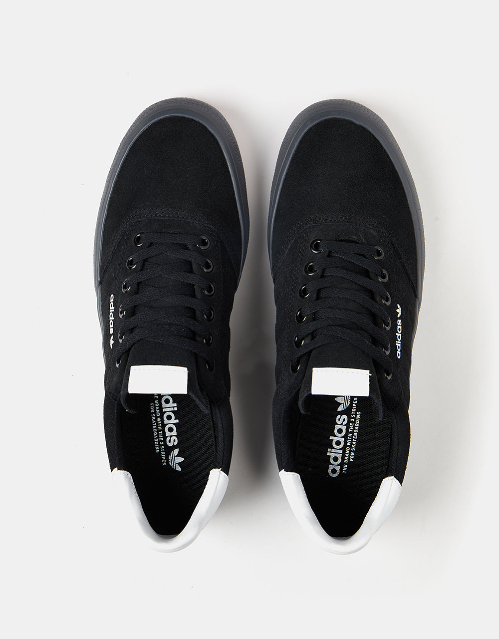 Zapatos de skate adidas 3MC-Negro/Blanco/Better Scarlet