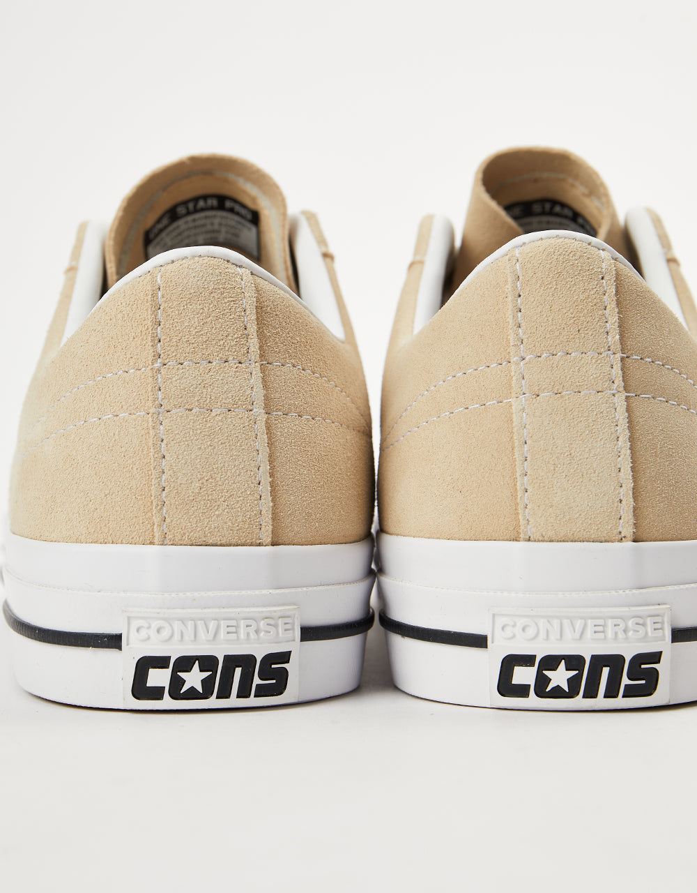 Scarpe da skate Converse One Star Pro Ox Classic in pelle scamosciata - Latte d'avena/Bianco/Nero