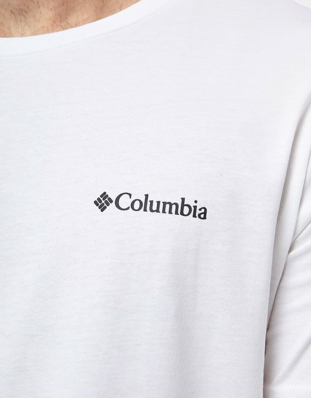 Columbia Rapid Ridge Back Graphic II T-Shirt - White/Campsite Icons