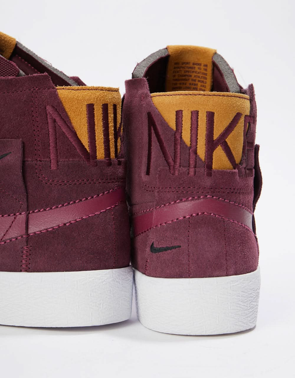 Nike SB Zoom Blazer Mid Premium Skateschuhe – Nachtkastanienbraun/Rosewood-Nachtkastanienbraun-Weiß