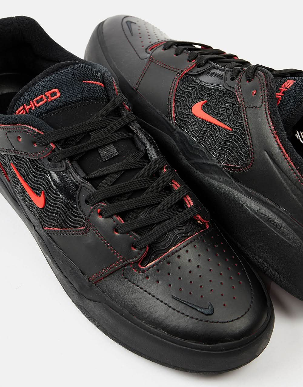 Scarpe da skate Nike SB Ishod Premium - Nero/Rosso Università-Nero-Nero