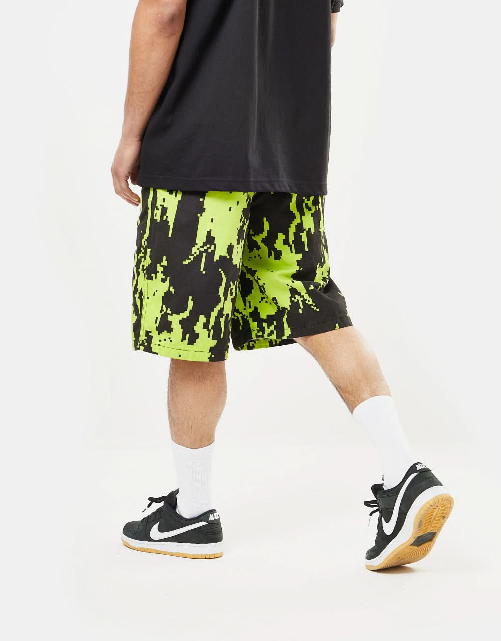 Short de plage biologique Route One - Pixel Lime Green/Noir